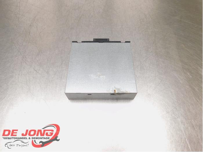 Używane DC/CD konwertor BMW 3 serie Touring (E91) 316d 16V Cena € 15,70 Procedura marży oferowane przez Autodemontagebedrijf de Jong