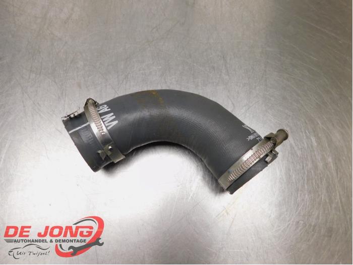 Usagé Tuyau intercooler Volkswagen Touareg 3.0 TDI 286 V6 24V Prix € 42,34 Prix TTC proposé par Autodemontagebedrijf de Jong