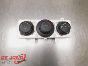 Used Heater control panel Opel Movano 2.3 CDTi Biturbo 16V FWD Price € 35,08 Inclusive VAT offered by Autodemontagebedrijf de Jong