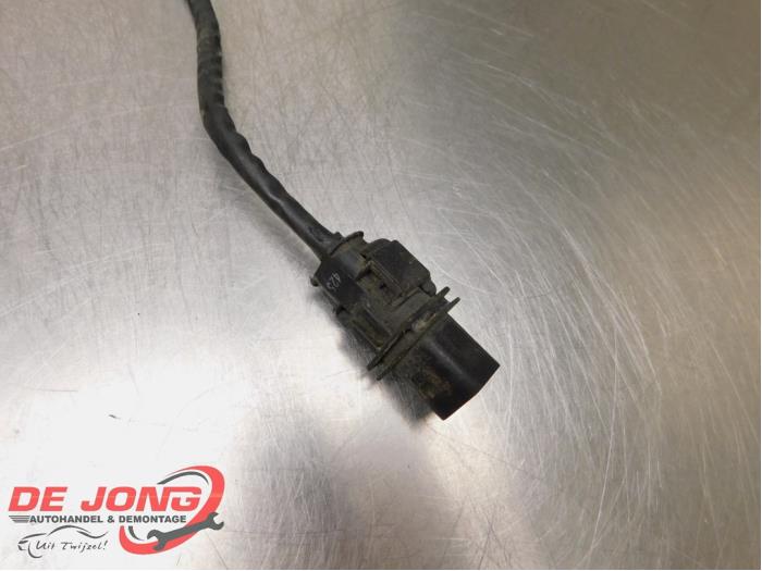 Lambda probe from a Volkswagen Touran (1T1/T2) 2.0 TDI DPF Cross Touran 2008