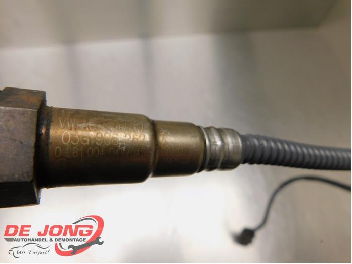 Lambda probe from a Volkswagen Touran (1T1/T2) 2.0 TDI DPF Cross Touran 2008