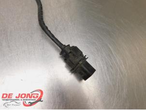 Lambda probe from a Volkswagen Touran (1T1/T2) 2.0 TDI DPF Cross Touran 2008