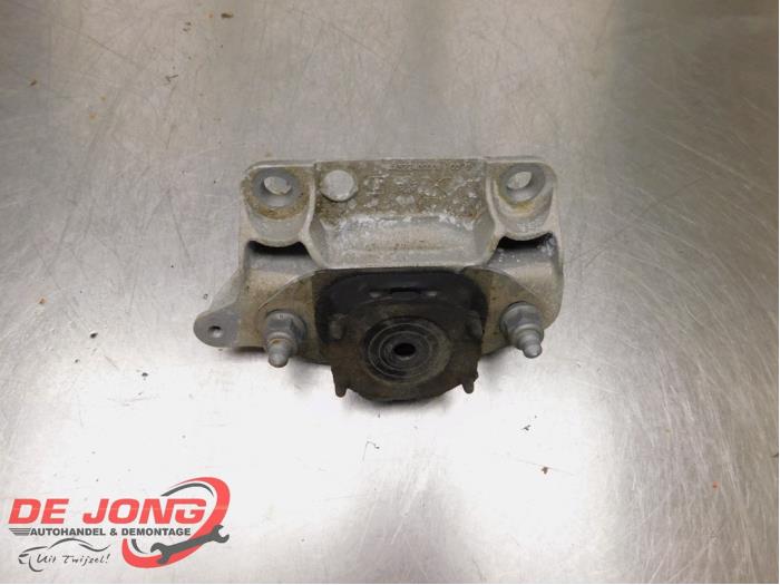 Used Engine mount Renault Twingo III (AH) 0.9 Energy TCE 90 12V Price € 19,90 Margin scheme offered by Autodemontagebedrijf de Jong
