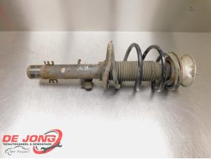 Used Front shock absorber rod, right BMW X3 (E83) 2.0d 16V Price € 48,99 Margin scheme offered by Autodemontagebedrijf de Jong