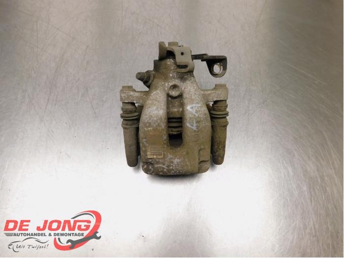 Gebrauchte Bremszange links hinten Opel Crossland (X) 1.2 12V Preis € 18,10 Margenregelung angeboten von Autodemontagebedrijf de Jong