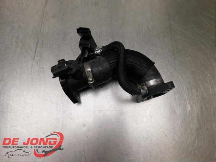 Gebrauchte Intercooler Rohr Renault Twingo III (AH) 0.9 Energy TCE 90 12V Preis € 24,00 Margenregelung angeboten von Autodemontagebedrijf de Jong