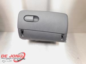 Used Glovebox Mini Mini (F56) 1.5 12V One D Price € 29,99 Margin scheme offered by Autodemontagebedrijf de Jong