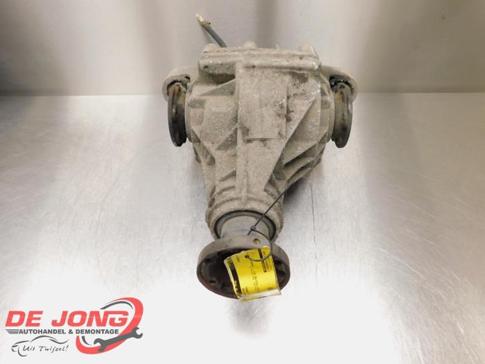 Differential hinten van een Volkswagen Touareg (7LA/7L6) 2.5 TDI R5 2004