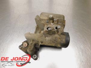 Used Oil filter housing Opel Movano 2.3 CDTi Biturbo 16V FWD Price € 48,39 Inclusive VAT offered by Autodemontagebedrijf de Jong