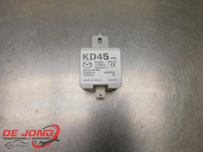 Używane Modul keyless vehicle Mazda 6 SportBreak (GJ/GH/GL) 2.2 SkyActiv-D 150 16V Cena € 49,90 Procedura marży oferowane przez Autodemontagebedrijf de Jong