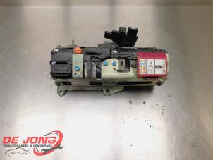 I-eloop Module van een Mazda 6 SportBreak (GJ/GH/GL) 2.2 SkyActiv-D 150 16V 2014