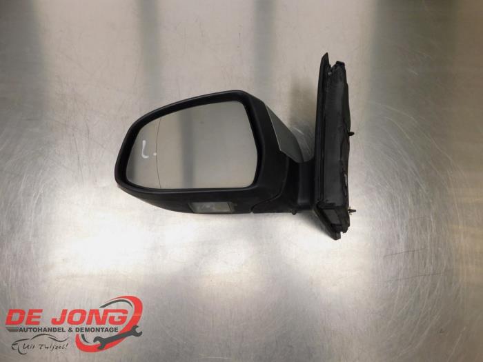 Wing mirror, left from a Ford Focus 3 1.6 TDCi 115 2013