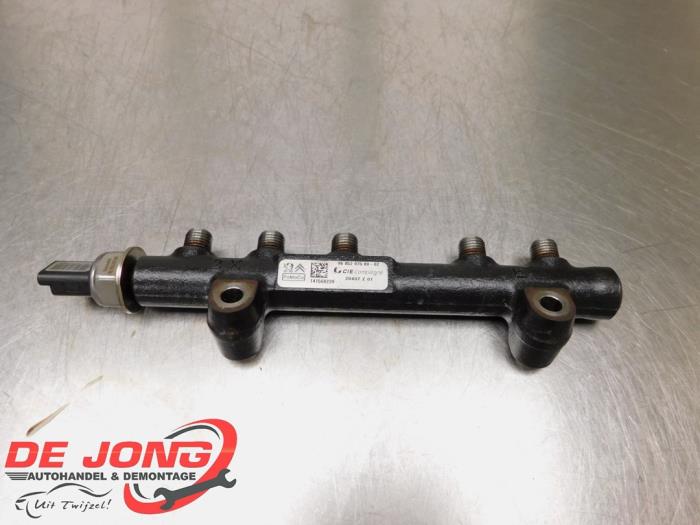 Usagé Système d'injection Volvo V50 (MW) 1.6 D2 16V Prix € 19,95 Règlement à la marge proposé par Autodemontagebedrijf de Jong
