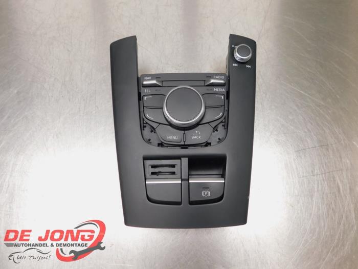 MMI Schalter van een Audi A3 Sportback (8VA/8VF) 1.6 TDI Ultra 16V 2015