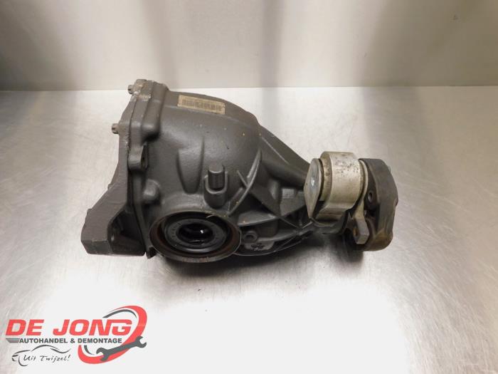 Rear differential from a Mercedes-Benz C (W204) 2.2 C-200 CDI 16V BlueEFFICIENCY 2012