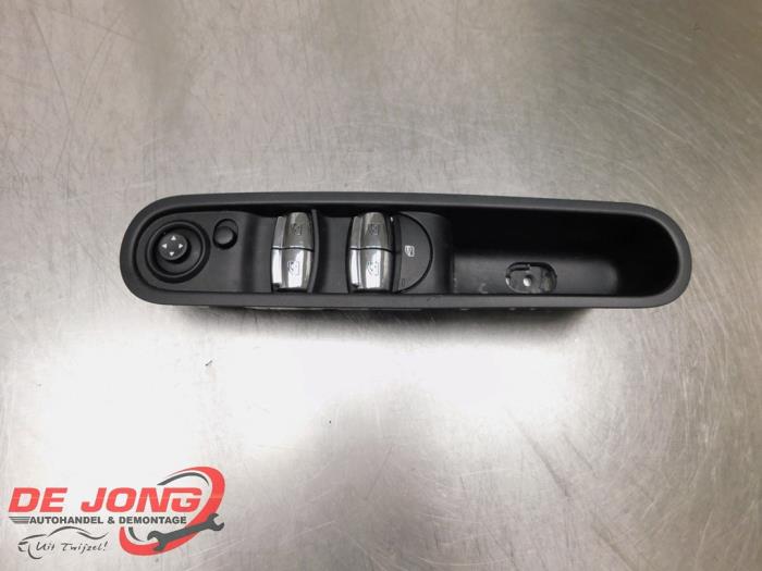 Usados Interruptor combinado de ventanillas Mini Countryman (R60) 1.6 Cooper D ALL4 Precio € 64,99 Norma de margen ofrecido por Autodemontagebedrijf de Jong