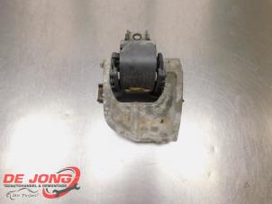 Engine mount from a Suzuki S-Cross (MY)  2012