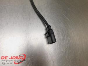 Lambda probe from a Audi A3 Limousine (8VS/8VM) 1.4 TFSI ACT 16V 2014