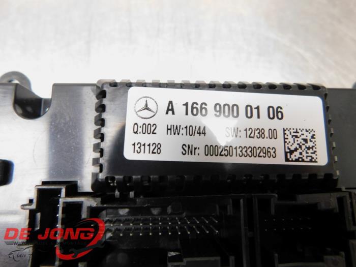 Panel de control de calefacción de un Mercedes-Benz ML III (166) 3.0 ML-350 BlueTEC V6 24V 4-Matic 2014