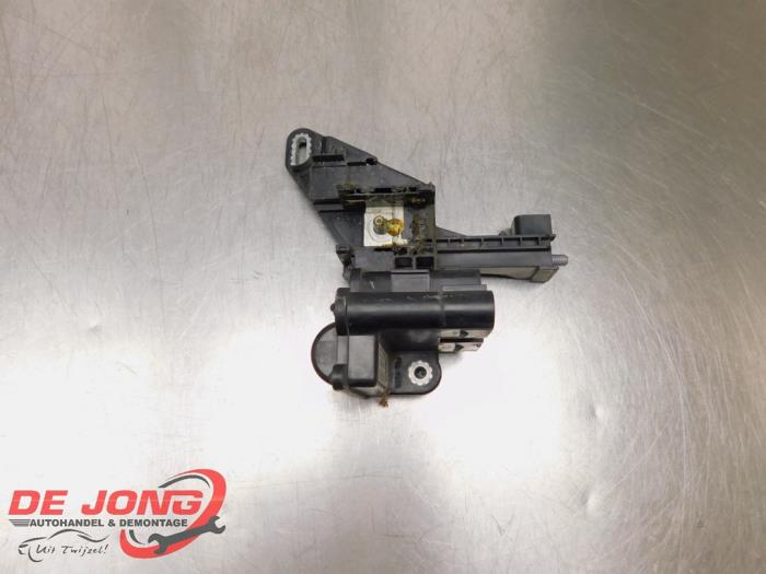 Used Ignition module BMW 1 serie (F20) 116d 2.0 16V Price € 34,99 Margin scheme offered by Autodemontagebedrijf de Jong