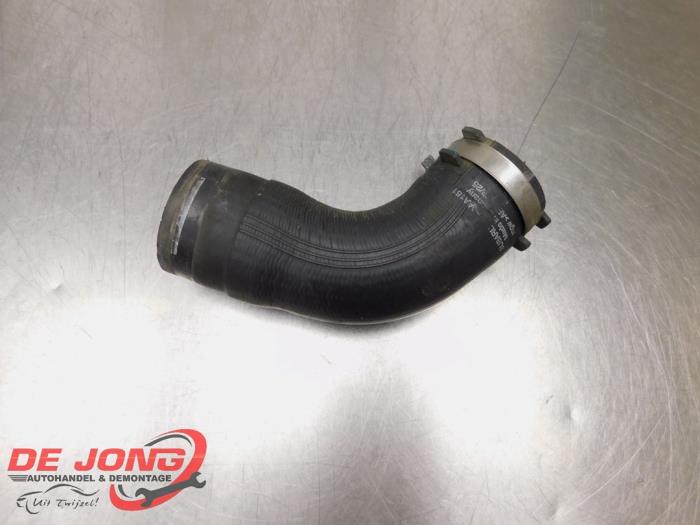 Gebrauchte Intercooler Schlauch Subaru Forester (SH) 2.0D Preis € 35,00 Margenregelung angeboten von Autodemontagebedrijf de Jong