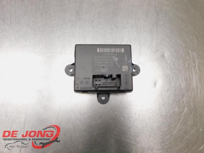 Central door locking module Volvo V60 I 2.0 D4 16V - 31343872 FOMOCO