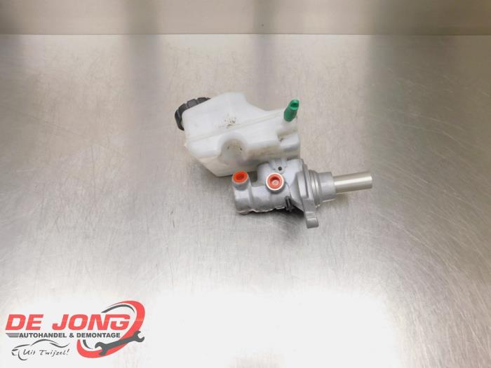 Used Master cylinder Renault Twingo III (AH) 1.0 SCe 70 12V Price € 18,00 Margin scheme offered by Autodemontagebedrijf de Jong