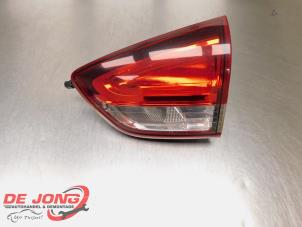 Used Taillight, right Renault Clio IV Estate/Grandtour (7R) 1.5 Energy dCi 75 FAP Price € 14,95 Margin scheme offered by Autodemontagebedrijf de Jong