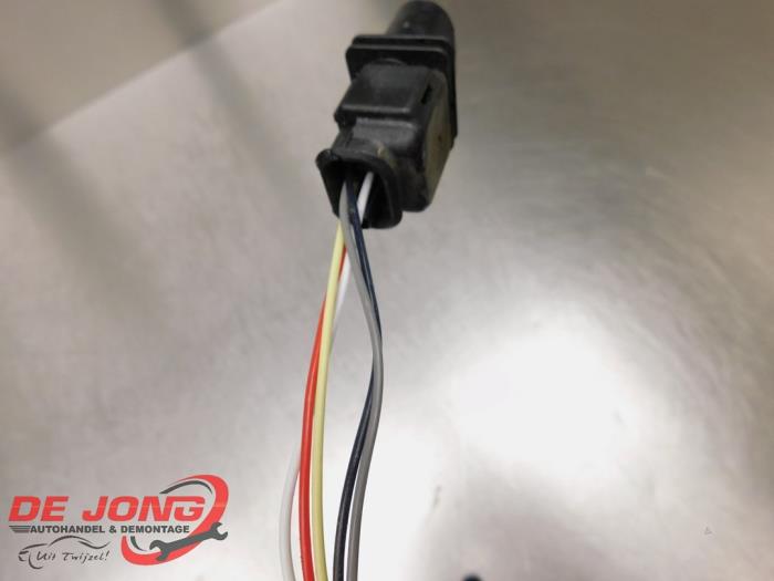Lambda probe from a Opel Corsa D 1.3 CDTi 16V ecoFLEX 2012