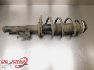 Used Front shock absorber rod, right Ford Transit Custom 2.0 TDCi 16V Eco Blue 130 Price € 83,48 Inclusive VAT offered by Autodemontagebedrijf de Jong
