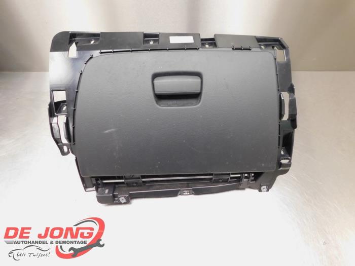 Begagnade Handskfack BMW X1 (E84) Pris € 29,99 Marginaltabell erbjuds av Autodemontagebedrijf de Jong