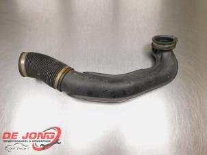 Used Air intake hose Ford Focus 2 1.6 16V Price € 35,00 Margin scheme offered by Autodemontagebedrijf de Jong