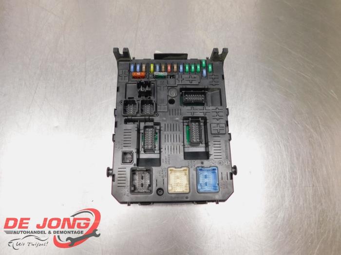 Fuse box Citroen Berlingo 1.6 Hdi 16V 90 9664058780 PSA
