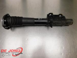 Used Front shock absorber rod, right Mercedes Sprinter 4t (910.0/910.1/907.1/907.2) 317 CDI 2.0 D Price € 181,50 Inclusive VAT offered by Autodemontagebedrijf de Jong