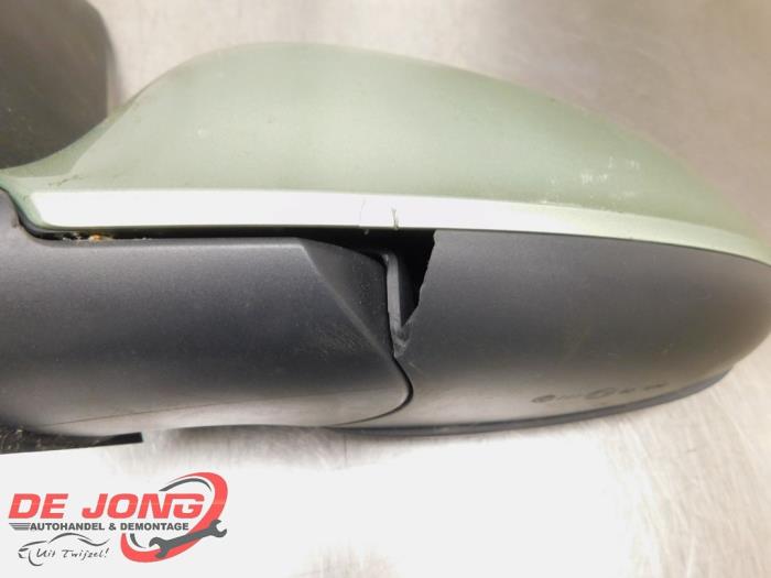 Wing mirror, left from a Opel Astra J (PC6/PD6/PE6/PF6) 1.6 16V 2010