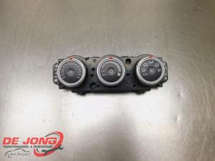 Usados Panel de control de calefacción Citroen C-Crosser 2.2 HDiF 16V Precio € 74,99 Norma de margen ofrecido por Autodemontagebedrijf de Jong