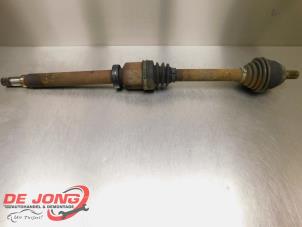 Used Front drive shaft, right Ford Focus 2 Wagon 1.6 TDCi 16V 110 Price € 16,99 Margin scheme offered by Autodemontagebedrijf de Jong