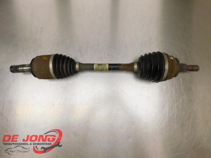 Gebrauchte Antriebswelle links vorne Mercedes ML II (164/4JG) 3.0 ML-320 CDI 4-Matic V6 24V Preis € 89,95 Margenregelung angeboten von Autodemontagebedrijf de Jong