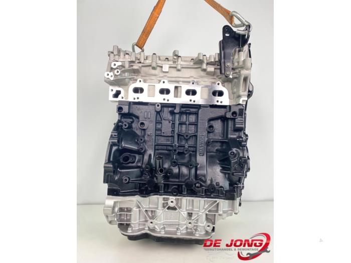 Engine from a Renault Master IV 2.3 dCi 165 16V 2015