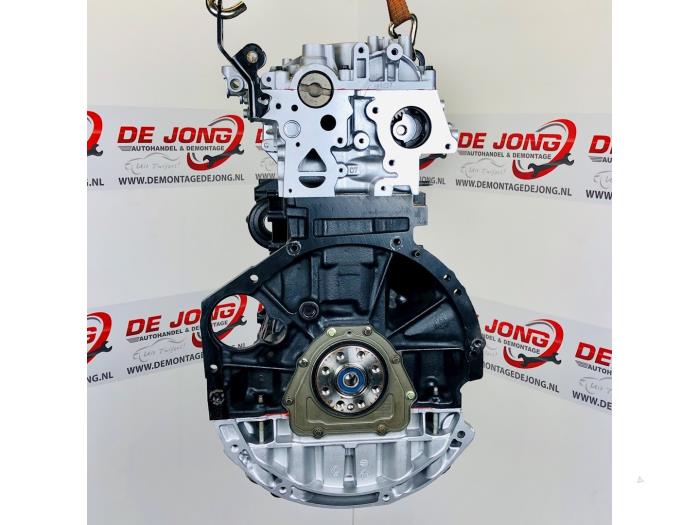 Engine from a Renault Master V 2.3 dCi 135 16V 2015