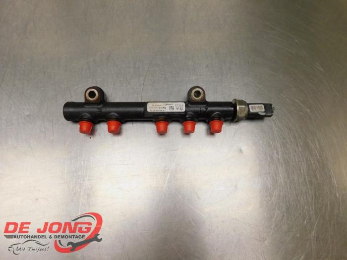 Usagé Système d'injection Ford Focus 3 1.6 TDCi 115 Prix € 19,95 Règlement à la marge proposé par Autodemontagebedrijf de Jong