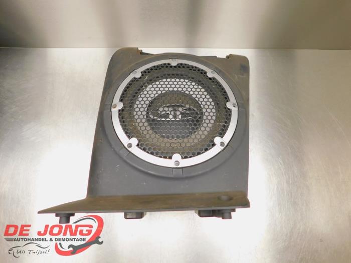 Używane Subwoofer Mitsubishi Outlander (CW) 2.2 DI-D 16V 4x4 Cena € 150,00 Procedura marży oferowane przez Autodemontagebedrijf de Jong