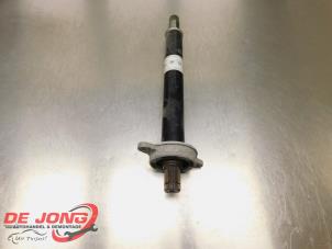 Used Front drive shaft, right Mercedes CLA (118.3) 1.3 CLA-200 Turbo 16V Price € 139,00 Margin scheme offered by Autodemontagebedrijf de Jong