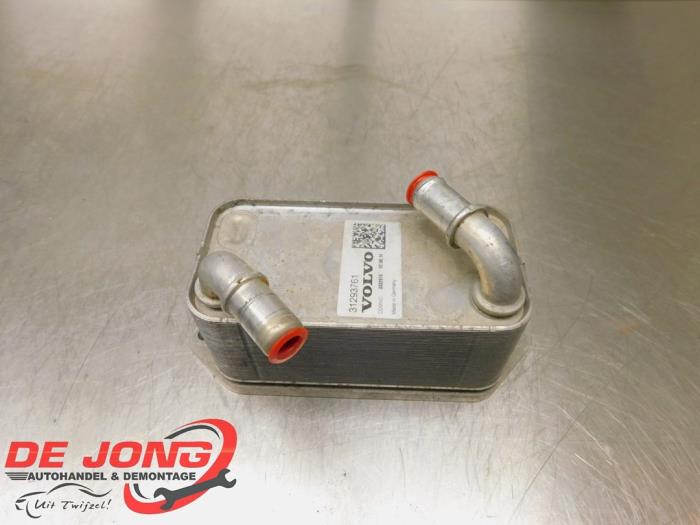 Gebrauchte Ölkühler Volvo V60 I (FW/GW) 2.0 D4 16V Preis € 49,99 Margenregelung angeboten von Autodemontagebedrijf de Jong