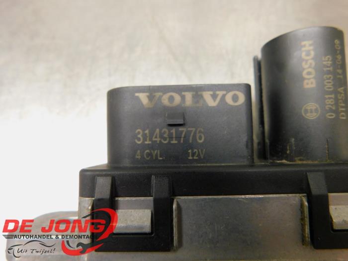 Relais préchauffage d'un Volvo V60 I (FW/GW) 2.0 D4 16V 2014