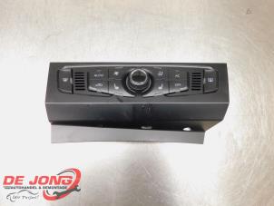 Used Heater control panel Audi A4 Avant (B8) 2.0 TDI 16V Price € 38,99 Margin scheme offered by Autodemontagebedrijf de Jong