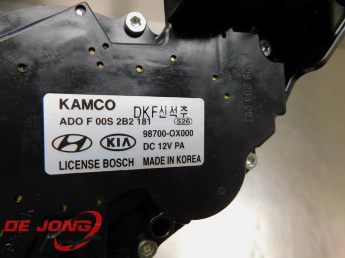 Rear wiper motor Hyundai i10 1.1i 12V 98700OX000 BOSCH