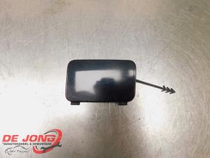 Used Rear towing eye cover Audi Q5 (8RB) 2.0 TDI 16V Quattro Price € 10,00 Margin scheme offered by Autodemontagebedrijf de Jong