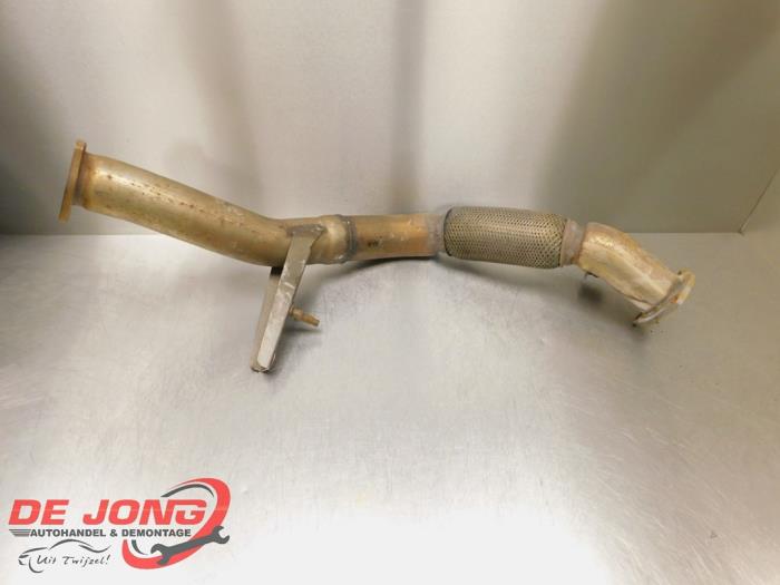 Used Exhaust middle section Audi A8 (D3) 3.0 TDI V6 24V Quattro Price € 175,00 Margin scheme offered by Autodemontagebedrijf de Jong