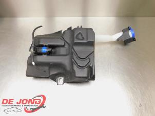 Used Front windscreen washer reservoir Ford Transit Connect (PJ2) 1.5 EcoBlue Price € 60,49 Inclusive VAT offered by Autodemontagebedrijf de Jong